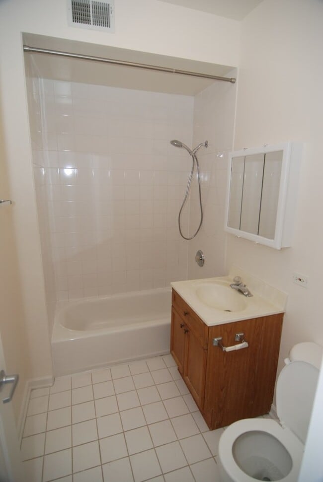 Photo - 7732 N Paulina St Unit 3A