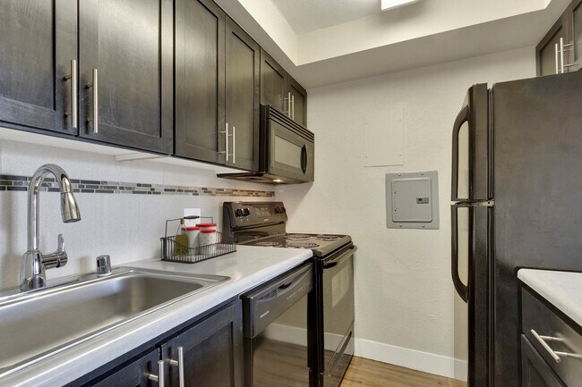 Photo - 1265 Downing