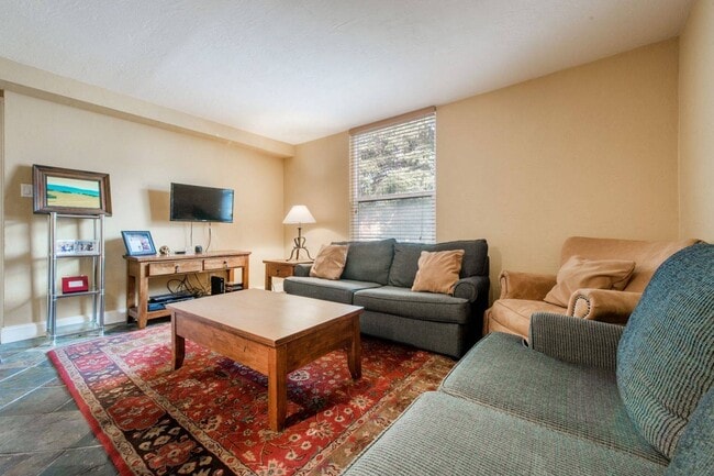 Photo - 1150 Deer Valley Dr Unit TBA