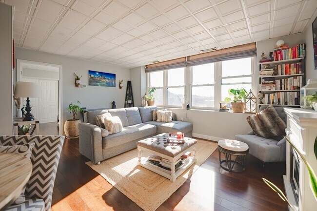 Photo - 340 Main St Unit 709