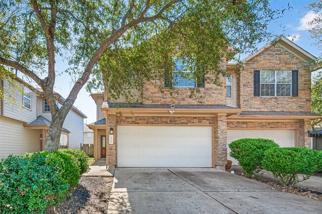 Building Photo - 3216 Victorian Manor Ln