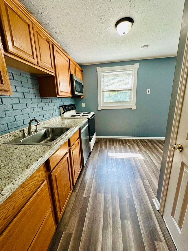 Photo - 8507 Bost Ln