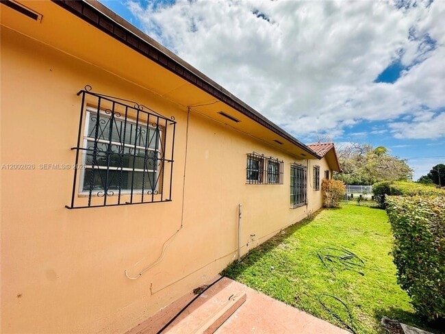 Photo - 6241 SW 2nd St