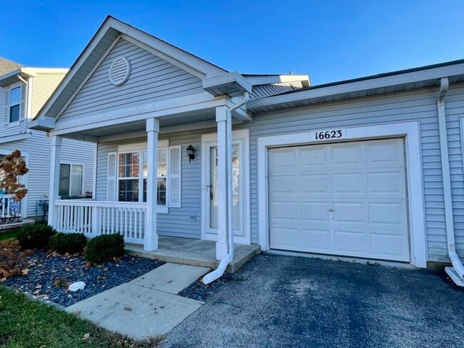 Building Photo - 16623 Natoma Dr