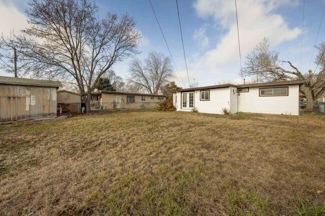 Photo - 1215 E 17th N