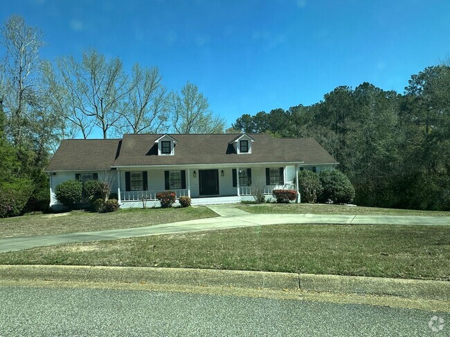 Building Photo - Oak Ridge Subdivision!!  Lake Community!!! Rental