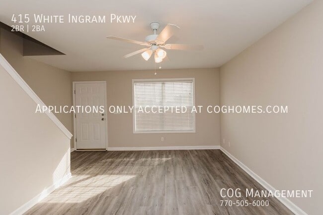 Photo - 415 White Ingram Pky