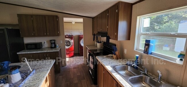 Photo - 7812 Fleetwood Dr