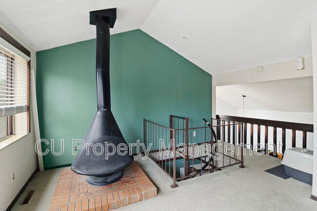 Photo - 1924 Melrose Dr Unit C