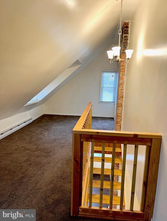 Photo - 2213 Wakeling St