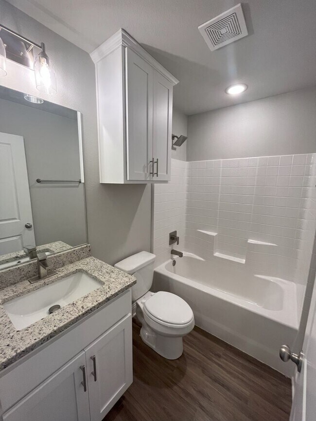 Photo - Country Heights #1601