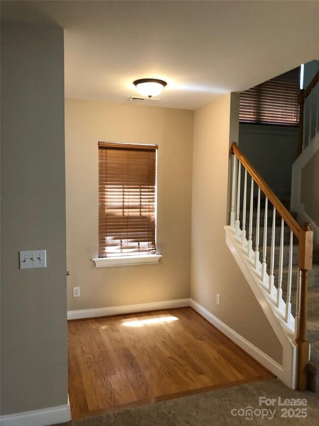 Photo - 7846 Jester Park Dr