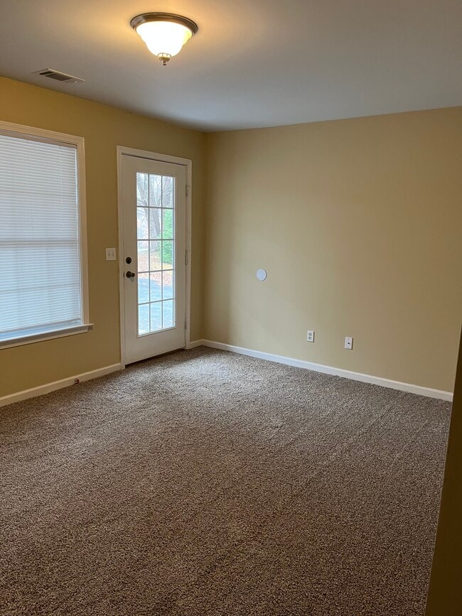 Photo - 2148 Zoo Pkwy Unit A