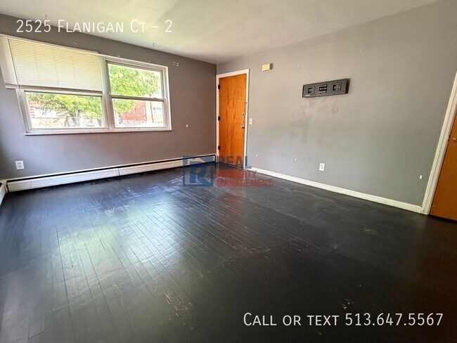 Photo - 2525 Flanigan Ct Unit 2