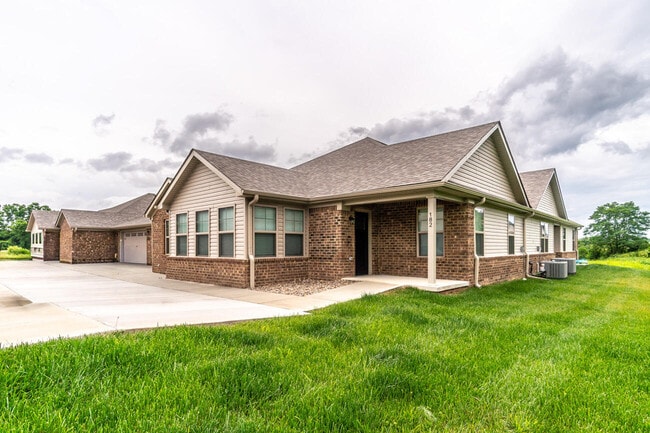 182 Garden Gate Dr