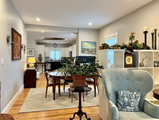 Photo - 9 Sherman St