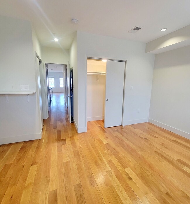 Photo - 1728 Wisconsin Ave NW Unit 1