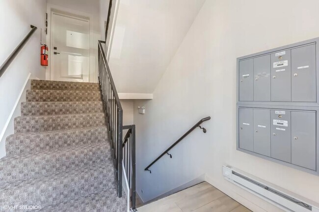 Photo - 4177 W Belmont Ave Unit #  0002