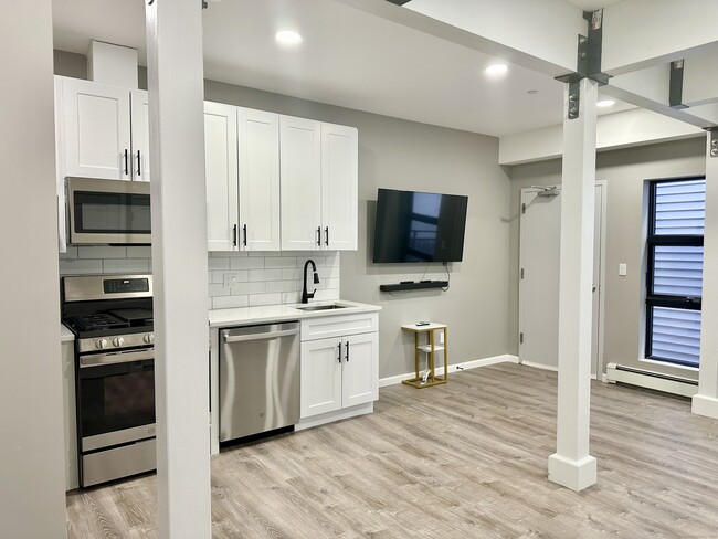 Photo - 37 Center St Apartment Unit 2B