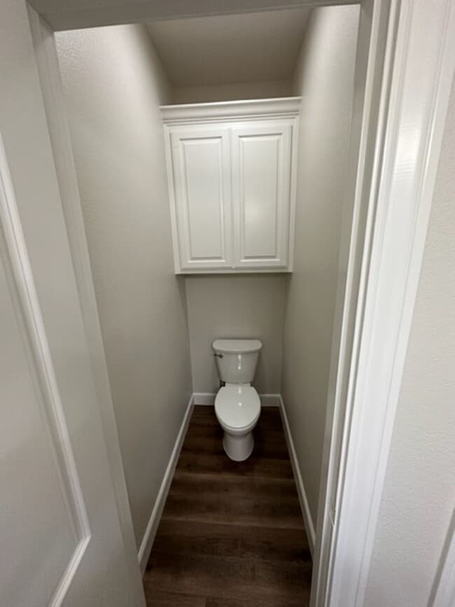 Photo - 7111 Tin Cup