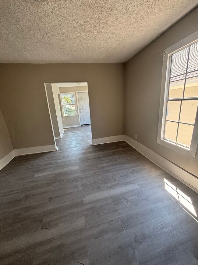 Photo - 1207 E Bolton St Unit 1207 B