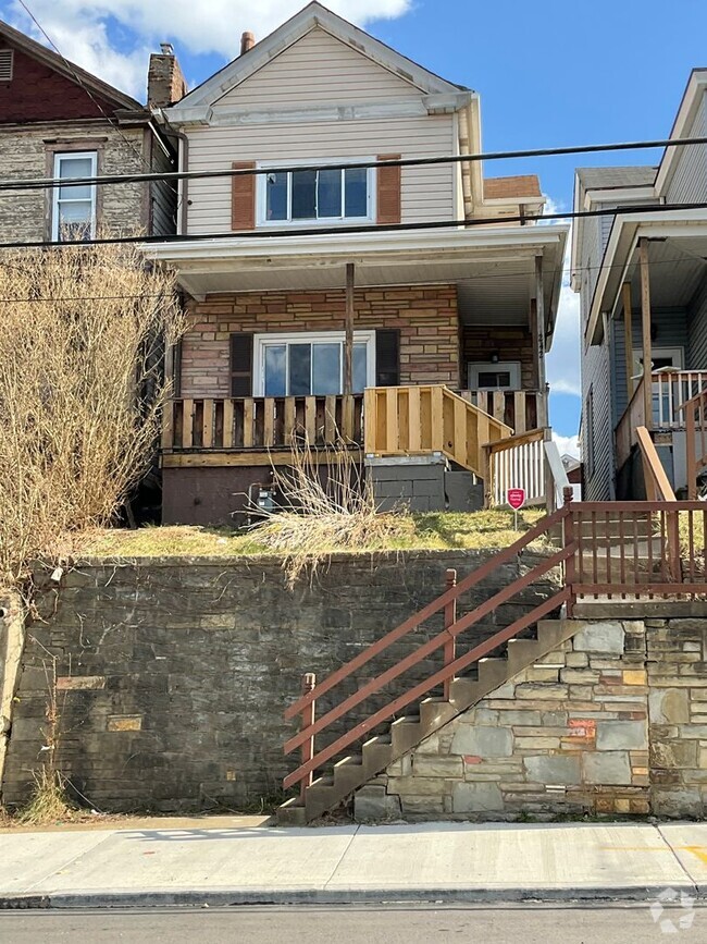 Building Photo - Charming 3-Bedroom 1 bath rental home in H...