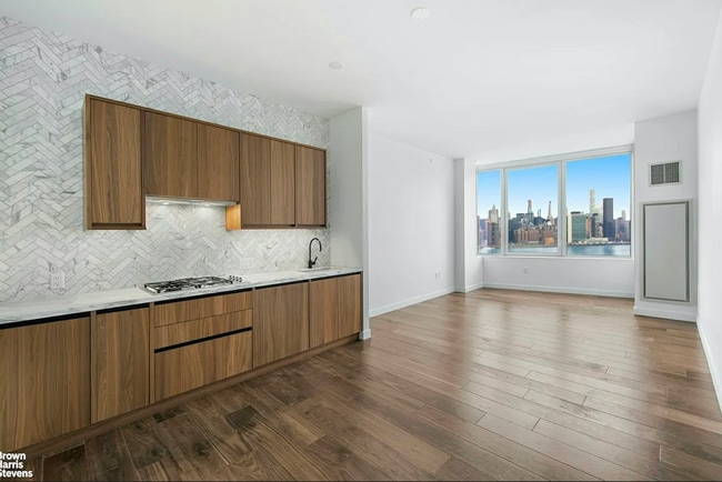 Building Photo - 21 India St Unit 29B
