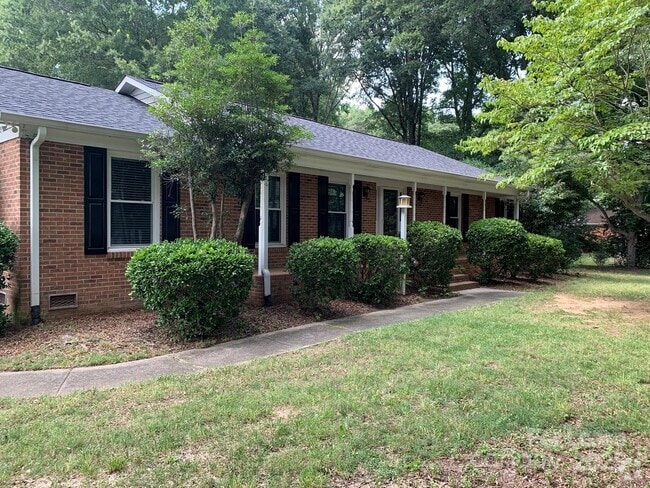 Building Photo - 5629 Kuykendall Rd Rental