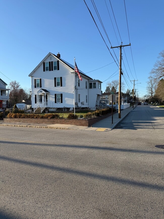 Photo - 95 Lake St Unidad Apt 2