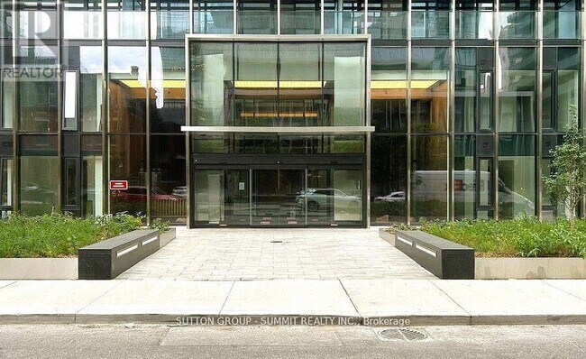 Photo - 55 Charles St E Unité 1701