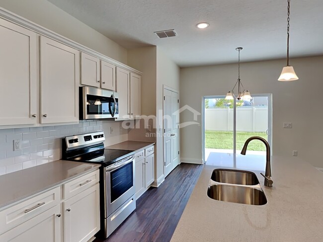 Photo - 6107 Little Blf Cir