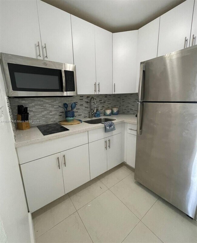 Photo - 7904 West Dr Unidad 205