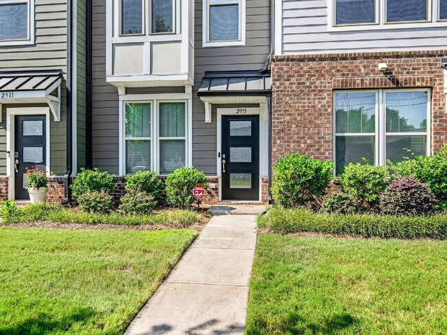 The Towns on Greenway! Two bedrooms. Two private baths, Half Bath. Greenway around the corner. Up...
