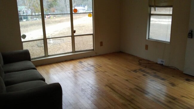 Building Photo - Coming soon! Section 8 Vouchers Apply Now!...