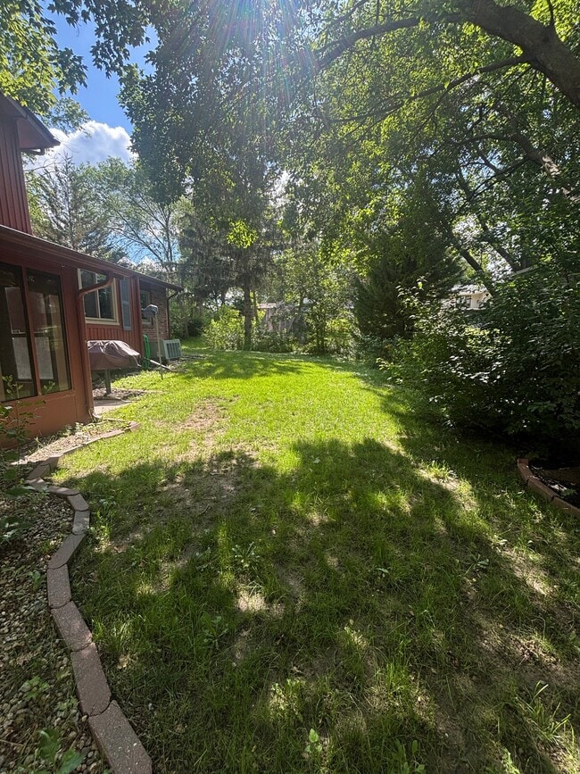 Photo - 7640 South St