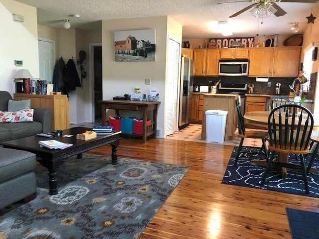 Photo - 4 Bd, 2 Ba, Home, Quiet Neighborhood, Great Floorplan, Mature Landscaping!