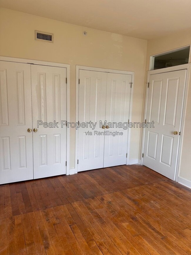 Photo - Poythress Apartments