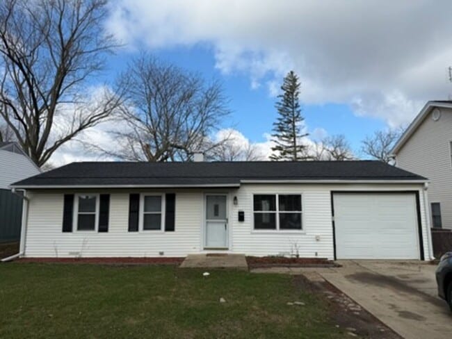 Building Photo - 206 Raupp Blvd