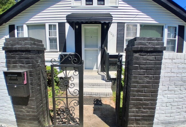 Photo - 506 Pinckney St