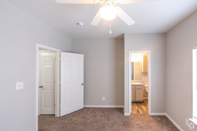 Tatum Townhomes and Apartment