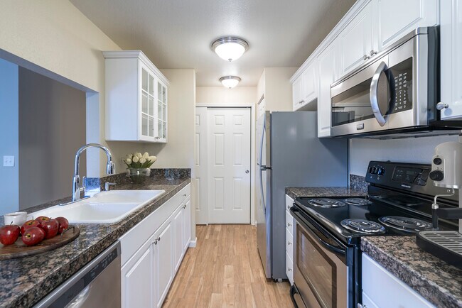 Photo - Meydenbauer Park Apartments