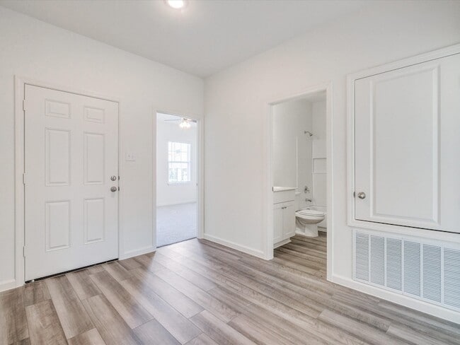 Photo - 1553 Shadow Hawk Dr