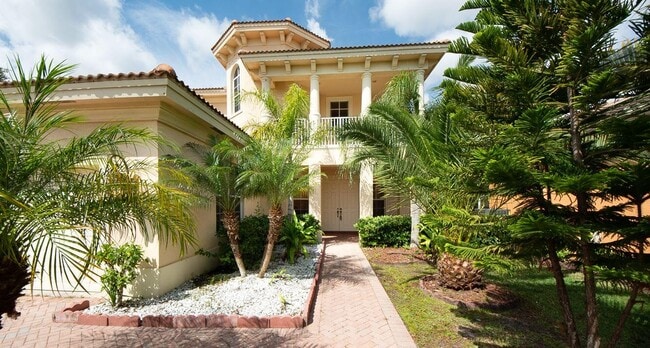 Photo - 2065 Albany Terrace SW