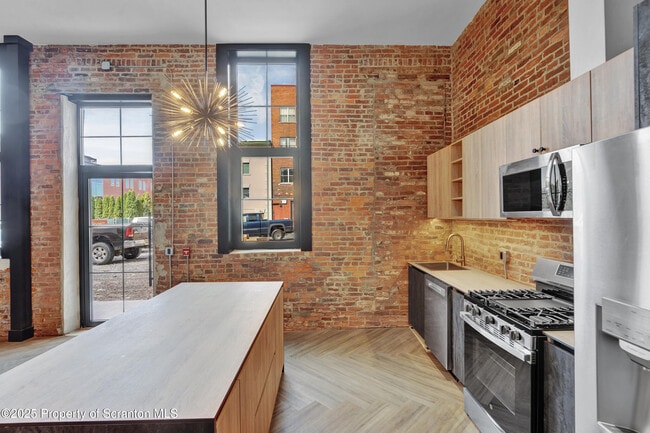 Photo - 115 Penn Ave