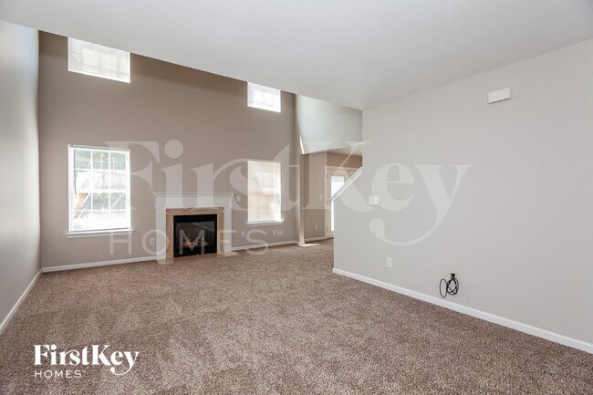 Photo - 7411 Mary Jo Helms Dr