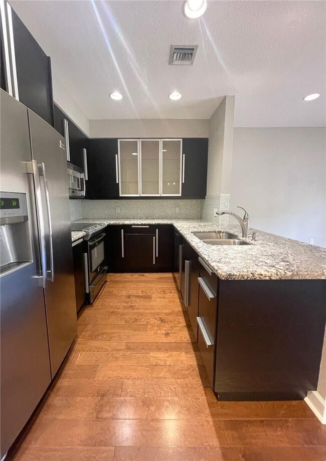 Photo - 19 SE 3rd Ave