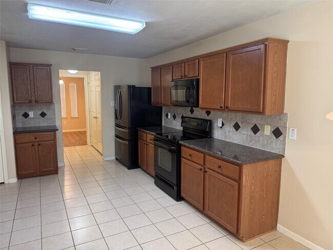 Photo - 2311 Slate Ridge Ln