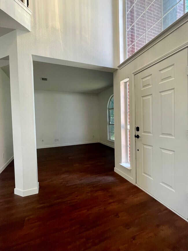 Photo - 2625 Timberhaven Dr