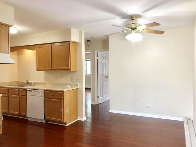Photo - 49 W 66th St Unit 2