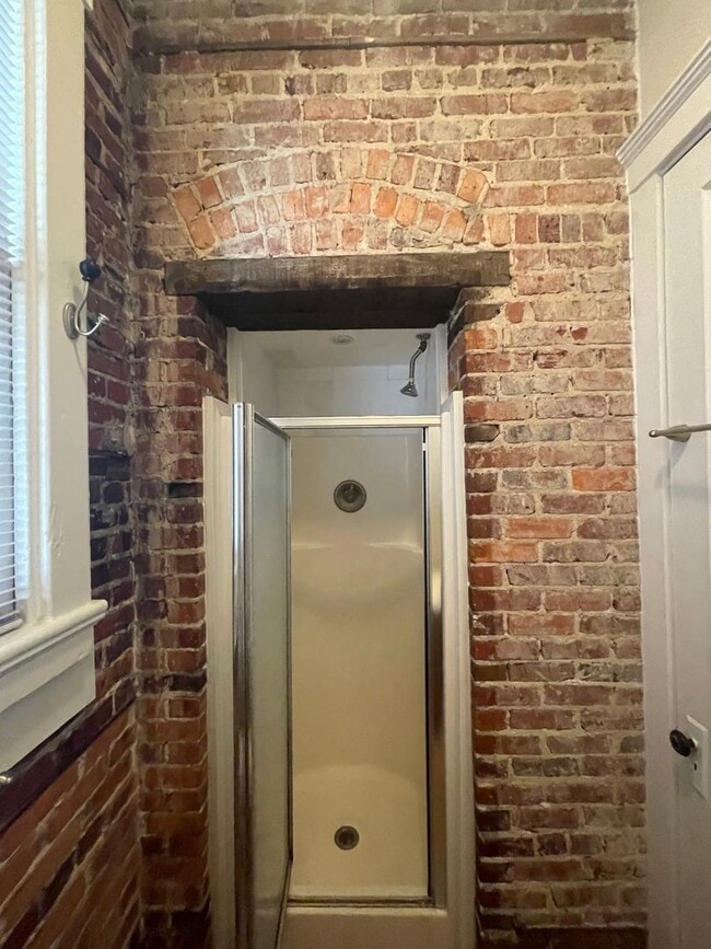 Photo - SPACIOUS EASTSIDE APARTMENT